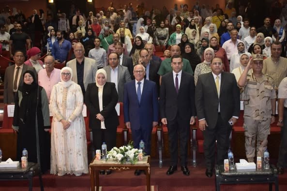 أحيت محافظة بورسعيد ومؤسسة مشكاة نور للعلم والتنوير الثقافية ذكرى ميلاد رسول الله صلى الله عليه وسلم بحفل إنشاد في المركز الثقافي