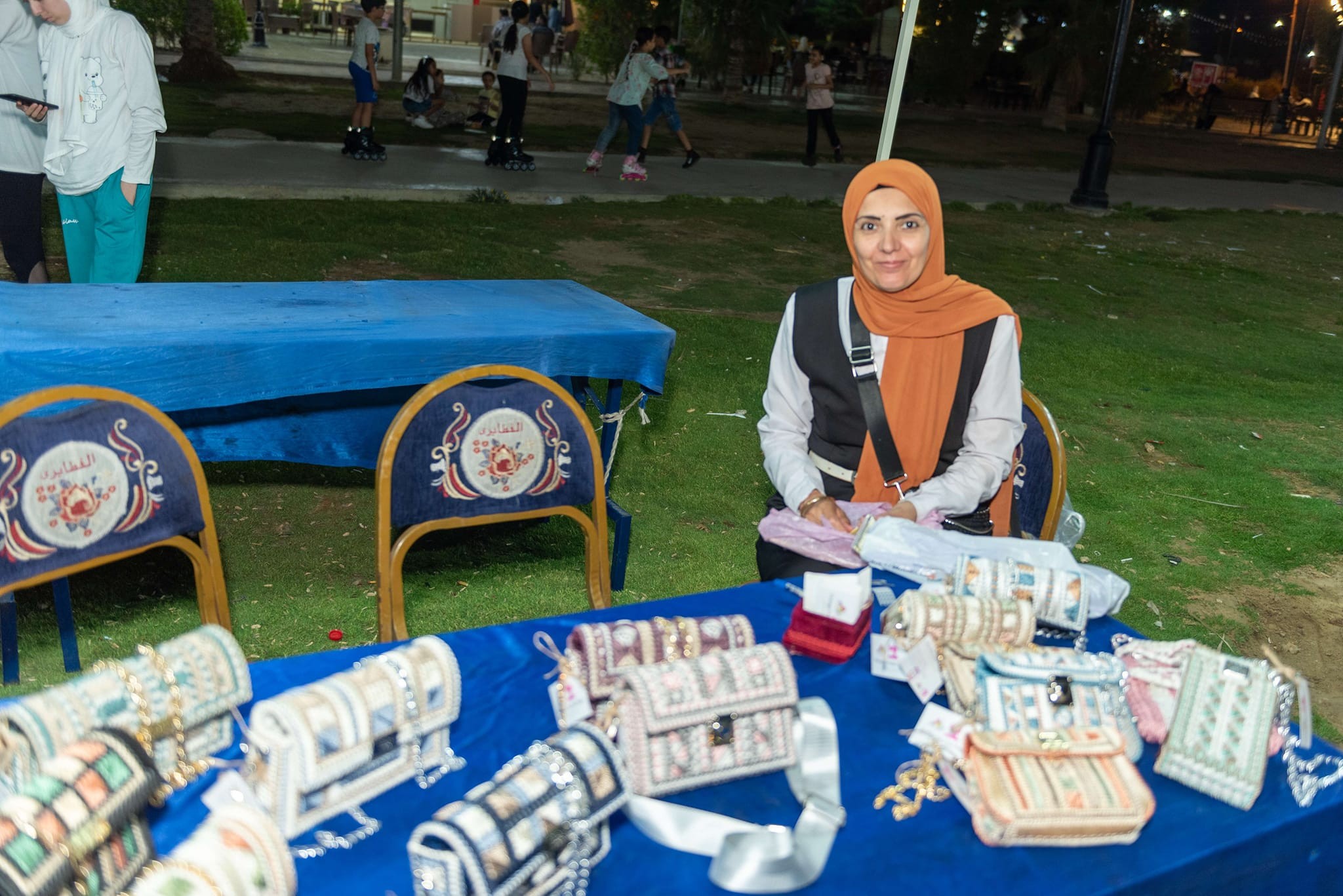 مهرجان الخير لتكريم المتفوقين الذي ضم قوافل طبية وتبرع بالدم ومعارض وكشف عن المواهب وورش عمل وكورال، شهد محافظ بورسعيد